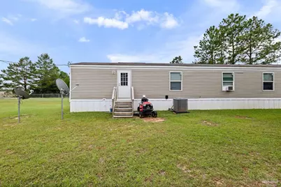4619 Thoroughbred Dr, Milton, FL 32583 - Photo 1