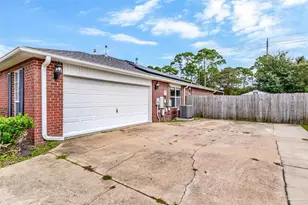 676 Buoy Dr, Pensacola, FL 32507 - Photo 69