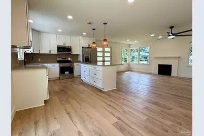1800 N Baylen St, Pensacola, FL 32501 - Photo 33