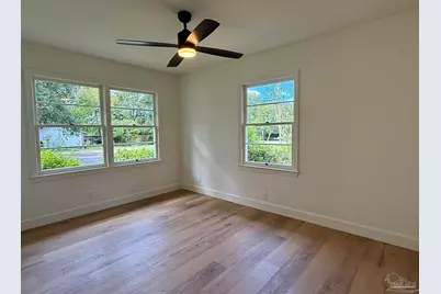 1800 N Baylen St, Pensacola, FL 32501 - Photo 51