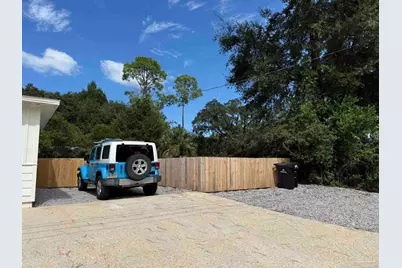 1800 N Baylen St, Pensacola, FL 32501 - Photo 21