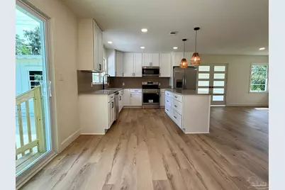 1800 N Baylen St, Pensacola, FL 32501 - Photo 31