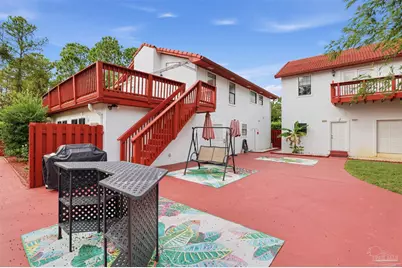 1834 W Smugglers Cove Dr, Gulf Breeze, FL 32563 - Photo 3