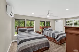 1834 W Smugglers Cove Dr, Gulf Breeze, FL 32563 - Photo 21