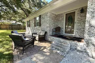 5631 Galvez Rd, Pensacola, FL 32507 - Photo 3