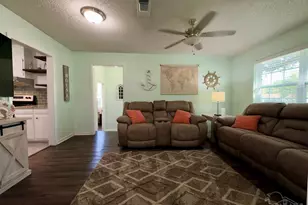 5631 Galvez Rd, Pensacola, FL 32507 - Photo 5