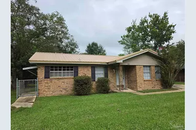 2014 Woodbury Dr, Cantonment, FL 32533 - Photo 1