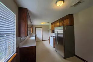 2014 Woodbury Dr, Cantonment, FL 32533 - Photo 5