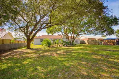 12186 Gulf Beach Hwy, Pensacola, FL 32507 - Photo 37