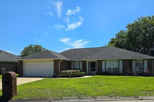 1240 Benning Pl, Pensacola, FL 32506 - Photo 1