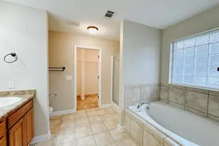 1240 Benning Pl, Pensacola, FL 32506 - Photo 13