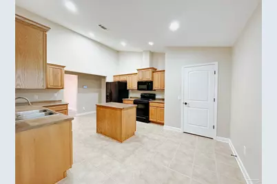 1240 Benning Pl, Pensacola, FL 32506 - Photo 7