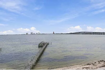 1191 Gulf Breeze Pkwy, Gulf Breeze, FL 32561 - Photo 63