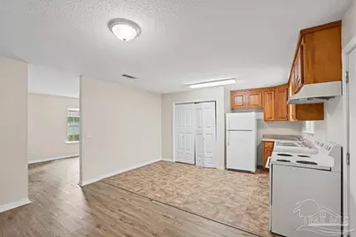 2040 E Roberts Rd, Pensacola, FL 32534 - Photo 17