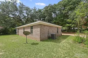 2040 E Roberts Rd, Pensacola, FL 32534 - Photo 11