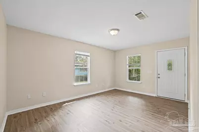 2040 E Roberts Rd, Pensacola, FL 32534 - Photo 13