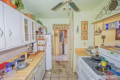 3495 Seabreeze Dr, Pensacola, FL 32503 - Photo 21