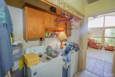 3495 Seabreeze Dr, Pensacola, FL 32503 - Photo 23
