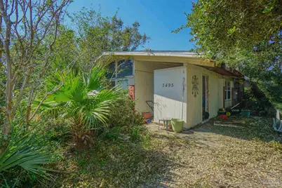 3495 Seabreeze Dr, Pensacola, FL 32503 - Photo 3