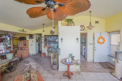 3495 Seabreeze Dr, Pensacola, FL 32503 - Photo 9