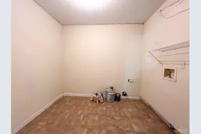 5891 Avondale Rd, Pensacola, FL 32526 - Photo 11