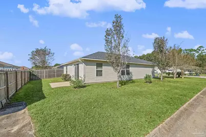 1050 Antigua Cir, Pensacola, FL 32507 - Photo 7