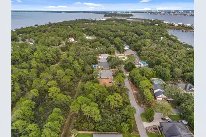 16560 Innerarity Pt Rd, Pensacola, FL 32507 - Photo 13