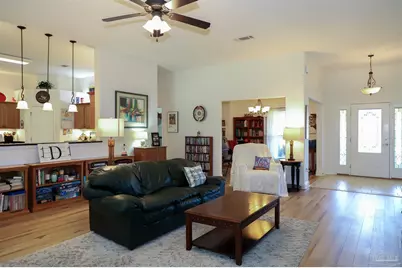 2247 Smallwood Dr, Navarre, FL 32566 - Photo 5
