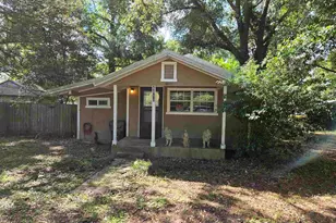 6613 Hinote St, Milton, FL 32570 - Photo 1
