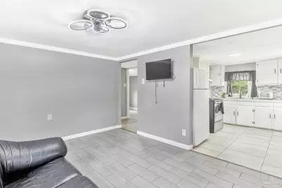 139 W Detroit Blvd, Pensacola, FL 32534 - Photo 5
