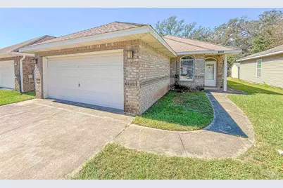 6021 Champion Oaks Dr, Pensacola, FL 32526 - Photo 1