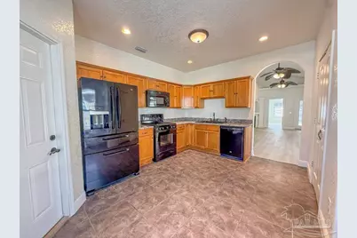 6021 Champion Oaks Dr, Pensacola, FL 32526 - Photo 7
