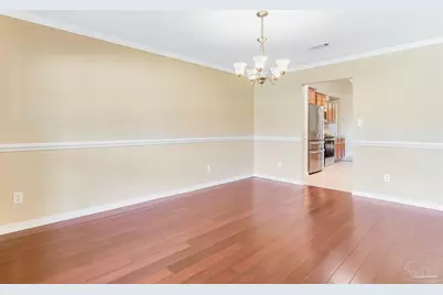 750 Mohegan Cir, Cantonment, FL 32533 - Photo 9