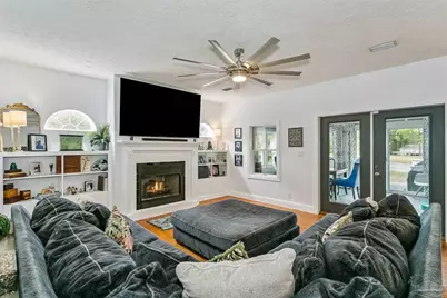 1978 Tanbark Dr, Milton, FL 32583 - Photo 9