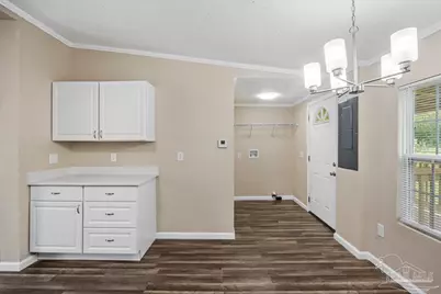4945 Helton Ln, Pensacola, FL 32526 - Photo 11