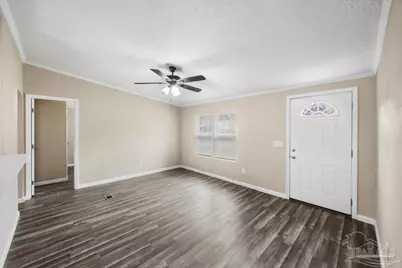 4945 Helton Ln, Pensacola, FL 32526 - Photo 17