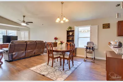 10566 Senegal Dr, Pensacola, FL 32534 - Photo 7