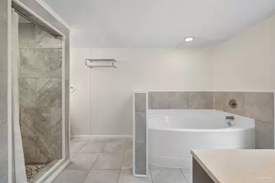 6622 Frank Reeder Rd #A, Pensacola, FL 32526 - Photo 7