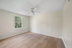 6622 Frank Reeder Rd, Pensacola, FL 32526 - Photo 21