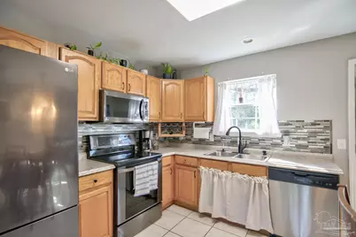 6431 Appaloosa Ave, Milton, FL 32570 - Photo 13