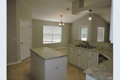 10162 Crest Ridge Dr, Pensacola, FL 32514 - Photo 7
