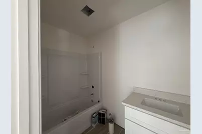 3272 Damon Dr, Milton, FL 32583 - Photo 9