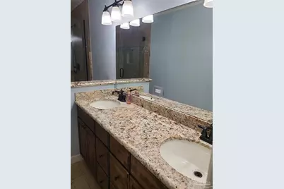 6043 Hilburn Rd, Pensacola, FL 32504 - Photo 11
