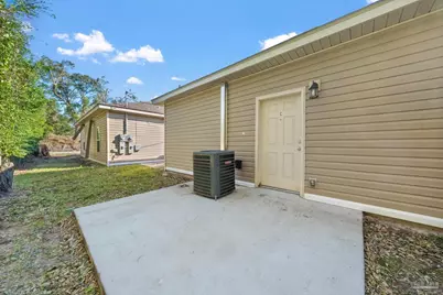 2425 E Johnson Ave #C, Pensacola, FL 32514 - Photo 15