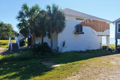 4881 Soundside Dr, Gulf Breeze, FL 32563 - Photo 65