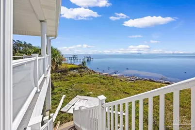 4881 Soundside Dr, Gulf Breeze, FL 32563 - Photo 37