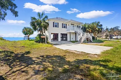 4881 Soundside Dr, Gulf Breeze, FL 32563 - Photo 3