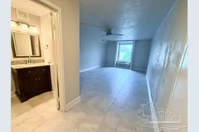 224 E Garden St #253, Pensacola, FL 32502 - Photo 5