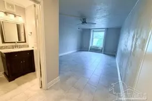 224 E Garden St, Pensacola, FL 32502 - Photo 5