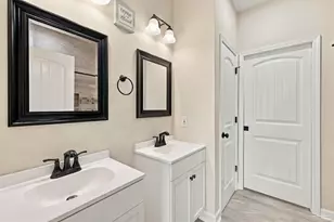 701 W Avery St, Pensacola, FL 32501 - Photo 13